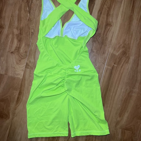CLS Scrunch Bodysuit- short length - Picture 2 of 2